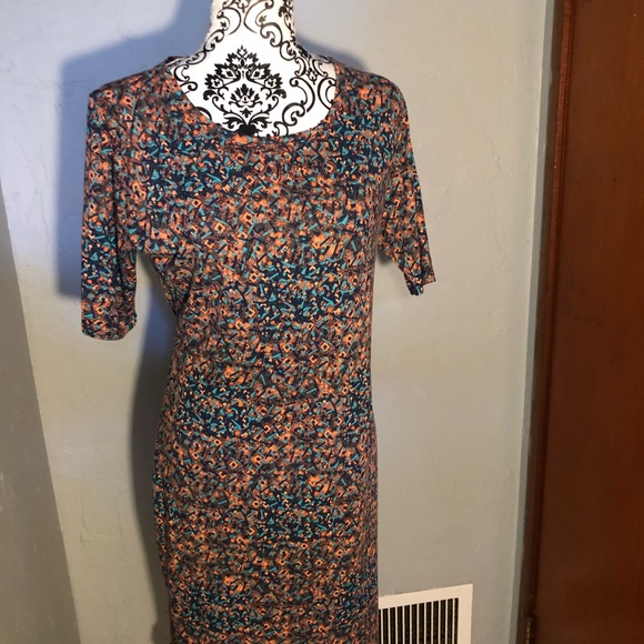 Julia Dress - Picture 2 of 5